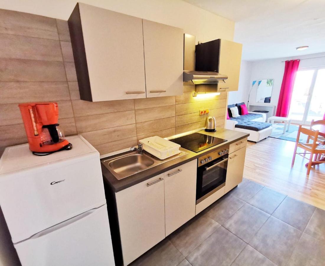 Jelsa View Apartments Екстериор снимка